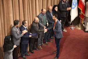 دکتر حسین زاده عضو هیات علمی دانشگاه کاشان پژوهشگر باستان شناس جوان برگزیده معرفی شد